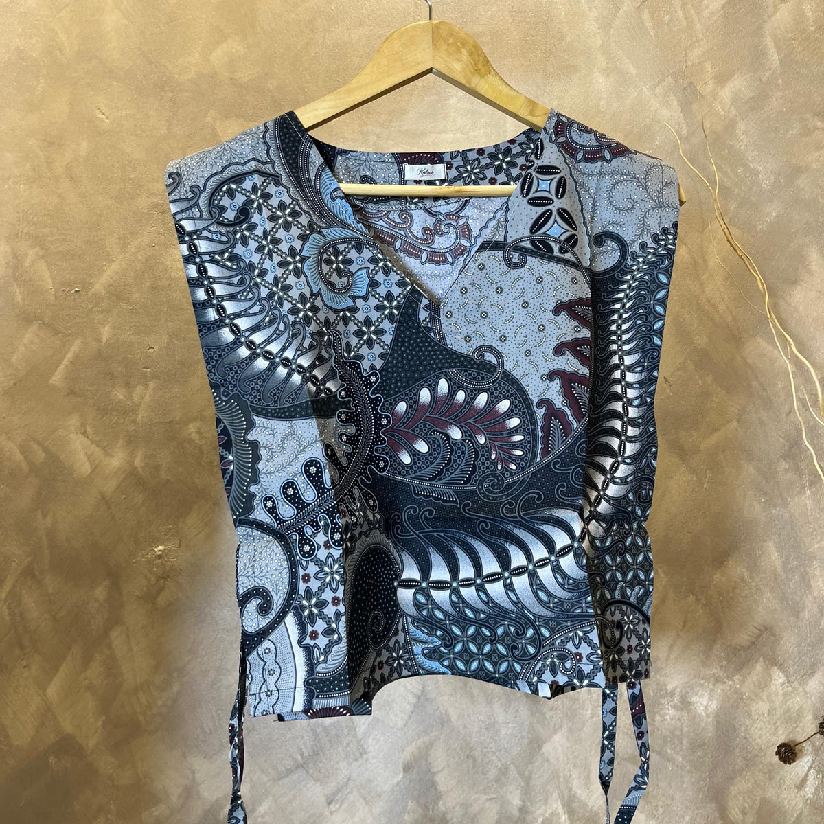 Vest Batik